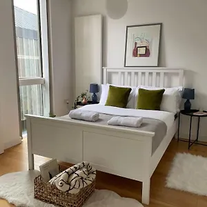 Shoreditch Cosy Flat, Next To Van Gogh Exhibition Apartment London
